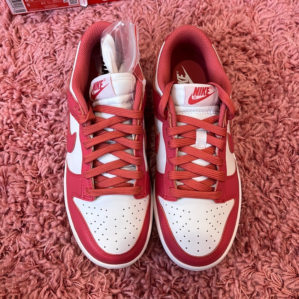 Women’s Nike dunk low